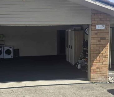 House for Rent – 4 Bedroom, Oteha Valley/Albany - Photo 1