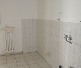 Zentrumsnahe Wohnung mit Balkon und Fahrstuhl - Photo 4