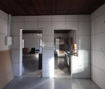 Casa com 3 quartos e 160m² para alugar em Niterói, Canoas. - Foto 3