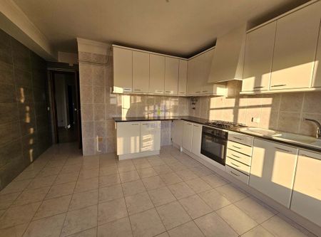 Caldas da Rainha - Nossa Senhora do Pópulo, Leiria - Photo 4