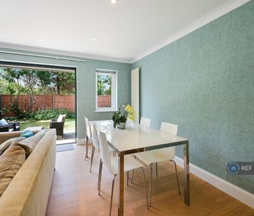 4 bedroom bungalow to rent - Photo 5