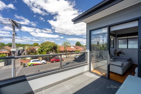1/1a Balmoral Avenue, Brunswick East - Photo 2