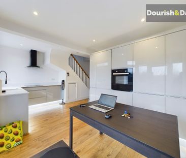 3 bed semi-detached house to rent in Fonthil Road, Stafford, ST16 - Photo 4