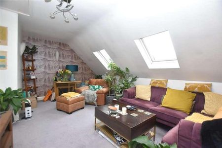 Burgoyne Road, London, SE25 - Photo 2