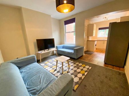 4 bedroom house share to rent - Photo 2