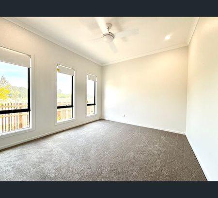 55 Bayliss Road, South Ripley, Qld 4306 - Photo 3