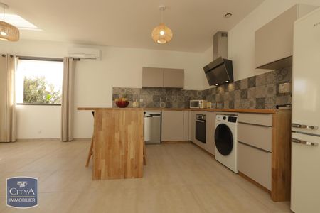 Location Appartement 3 pièces 74m² MIREVAL 34110 - Photo 3