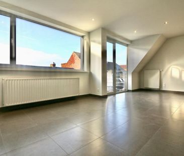 Duplex appartement met 3 slpk, balkon en garage voor 815 EUR/mnd - Photo 3