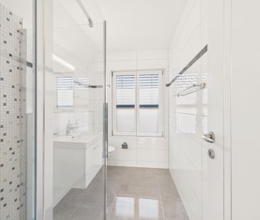 Luxurious 3.5-room apartment with a 30m2 terrace in Derendingen - Foto 5