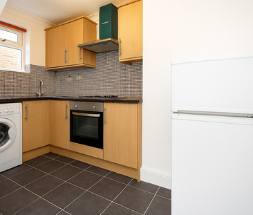 1 bedroom flat to rent - Photo 6