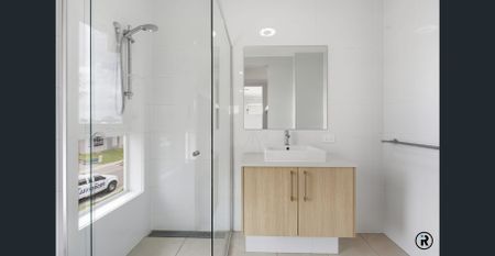 ✨ Executive Brand-New Family Home – 28 Viewpoint Street, Pallara ✨ - Photo 2