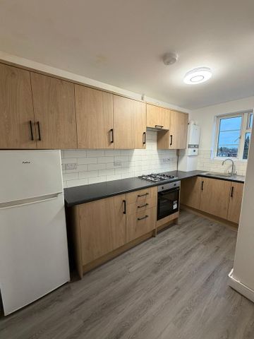 2 bedroom flat to rent - Photo 4