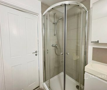 apartment to rent Buckingham Place, Brighton, East Sussex, BN1 - Photo 3