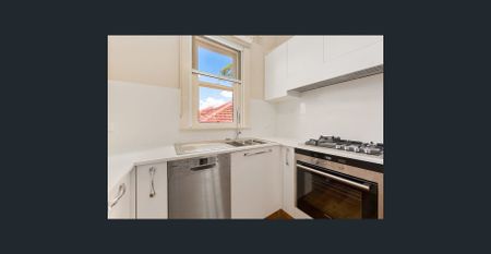 SPACIOUS DECK & GARDEN! - Photo 3