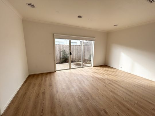 26 Rejoice Street, Tarneit VIC, Belconnen - Photo 1