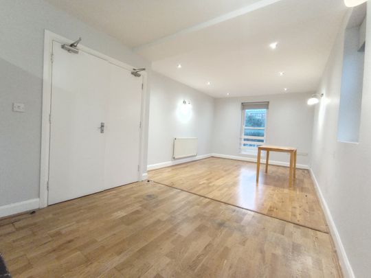 3 Bed Flat, Talbot Road, N15 - Photo 1