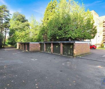 Burton Road, Lissenden, BH13 - Photo 4