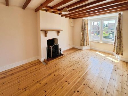 4 bedroom House To Let - Photo 2