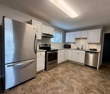 Immaculate 3 Bdrm Suite in Rutland - Photo 6