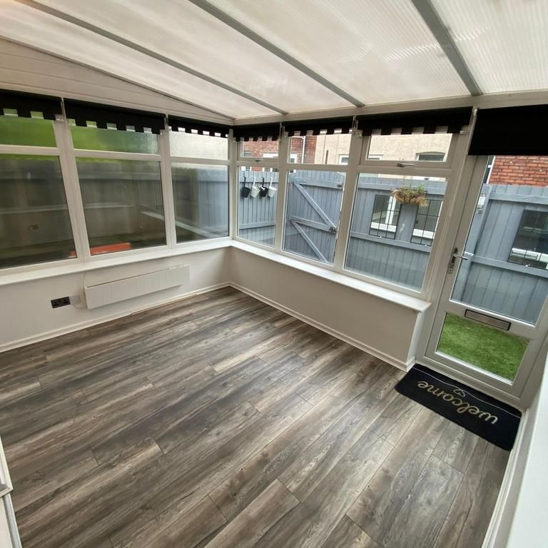 2 bedroom terraced house to rent - Photo 1