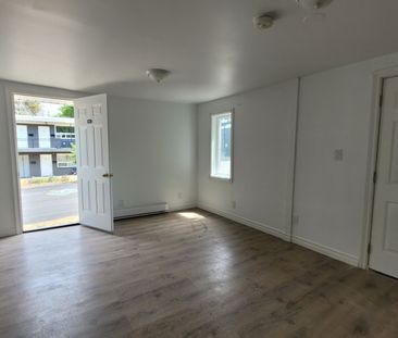 For Lease - 280 RIVER Road Unit# D04, Wasaga Beach, Ontario - Photo 1