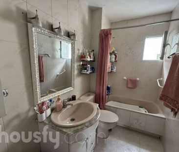 Piso de alquiler en Calle de San Restituto, ., Valdezarza - Photo 1