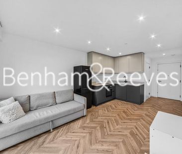 Studio to rent - Photo 1