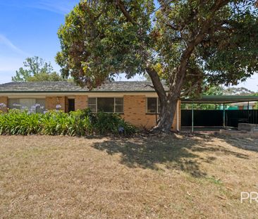 35 Waranga Ave, Mount Austin NSW 2650 - Photo 5