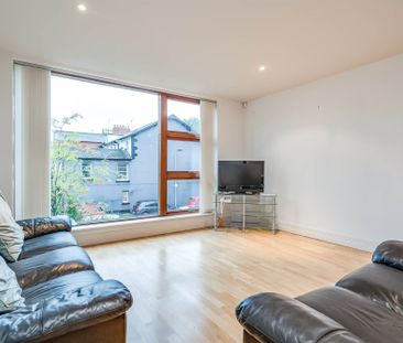 9 Stratfield House, Wellington Park Terrace, BELFAST, BT9 6DR - Photo 1