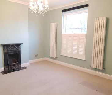 3 bedroom terraced house to rent - Photo 2