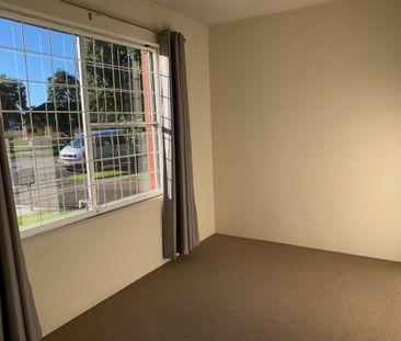 Good sized unit with an air-conditioned living room. - Photo 4