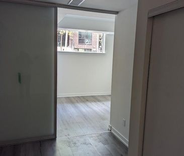 For Lease - 871 Sheppard Avenue Unit# 35, Toronto, Ontario - Photo 5
