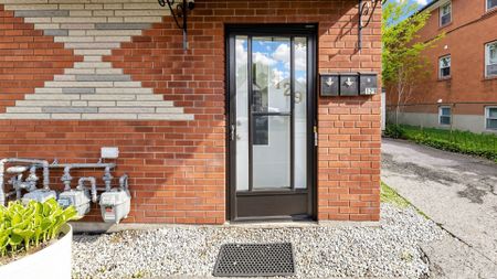 For Lease - 129 Melrose Street, Toronto, Ontario - Photo 5