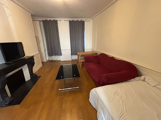Location Appartement 6 pièces 256m² - Photo 1