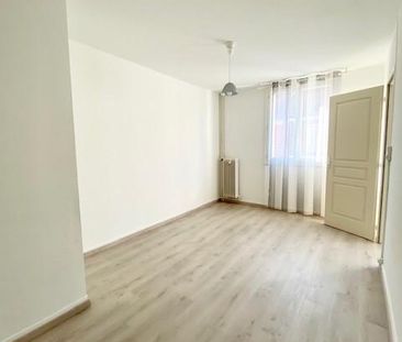 Location Appartement 2 pièces 43m² BEAUVAIS 60000 - Photo 4