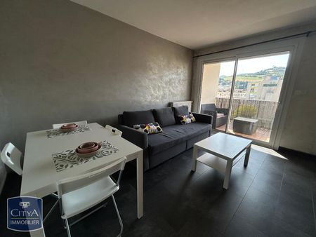 Location Appartement 2 pièces 45m² ST ETIENNE 42100 - Photo 2