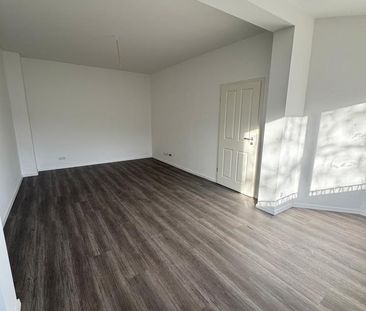 Erstbezug: Renovierte 2 Zi Wohnung - Photo 1