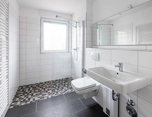Wir laden Sie ein, am 03.12.2025 , 13.00 Uhr- 14.00 Uhr zu einer offenen Besichtigung in unserer 2- Zimmerwohnung mit NEUBAU Merkmalen! in Bonn-Plittersdorf - Photo 1