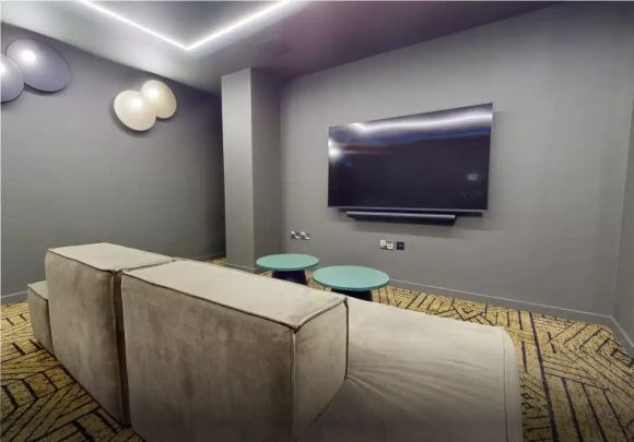 Silver Studio Plus - Photo 1