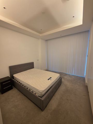 2 Bed Flat, Artillery Row, SW1P - Photo 3