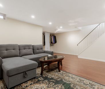 For Lease - 19 Coach Liteway N/A, Toronto, Ontario - Photo 2