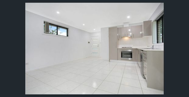 🎄 Move In Before Christmas! Modern Brick 2-Bedroom Granny Flat 🎄 - Photo 1