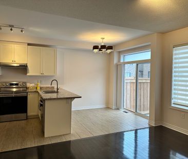 For Lease - 132 Spofford Drive, Whitchurch-Stouffville, Ontario - Photo 6