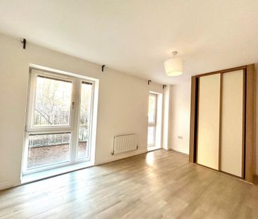 4 bedroom townhouse to rent - Photo 4