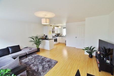 Flat 10 Blake Court - Photo 2