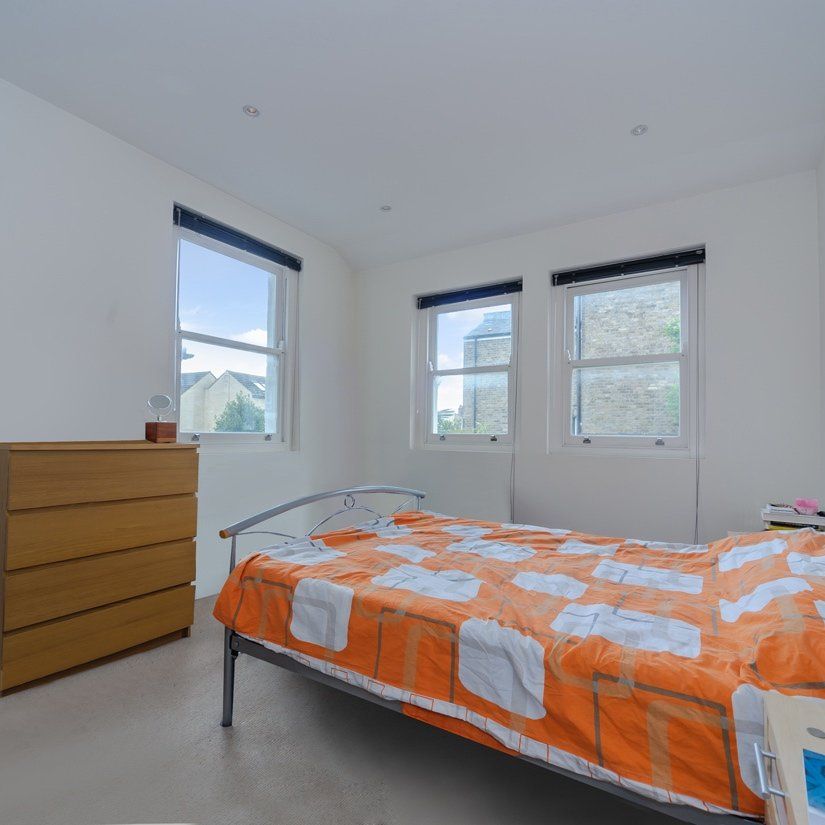 Aldred Road, London, NW6 - One Bedroom Flat To Rent - £462pw / £2,000pcm - Photo 1