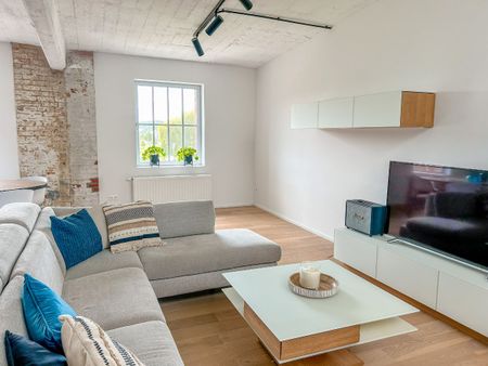 Gemeubeld 2-slpk. appartement met ruim terras in Tongeren - Photo 3