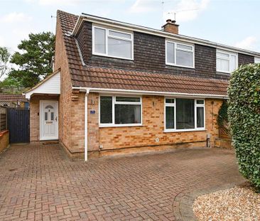 4 bedroom semi-detached house to rent - Photo 5