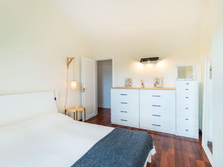 1 room luxury Flat for rent in Cascais e Estoril, Portugal - Photo 4