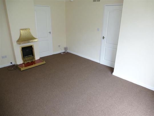 Vanguard Close - Photo 1